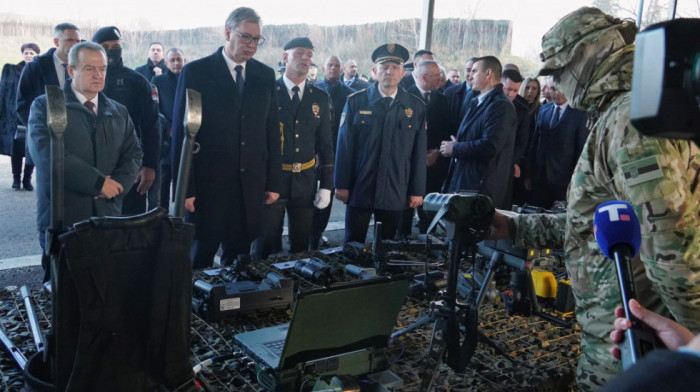 U Batajnici počela pokazna vežba pripadnika SAJ-a, prisustvuje Vučić