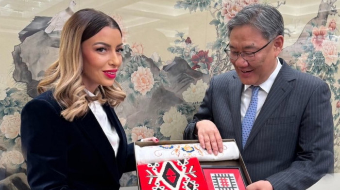 Mesarovićeva sa ministrom trgovine Narodne Republike Kine o jačanju ekonomske i trgovinske saradnje