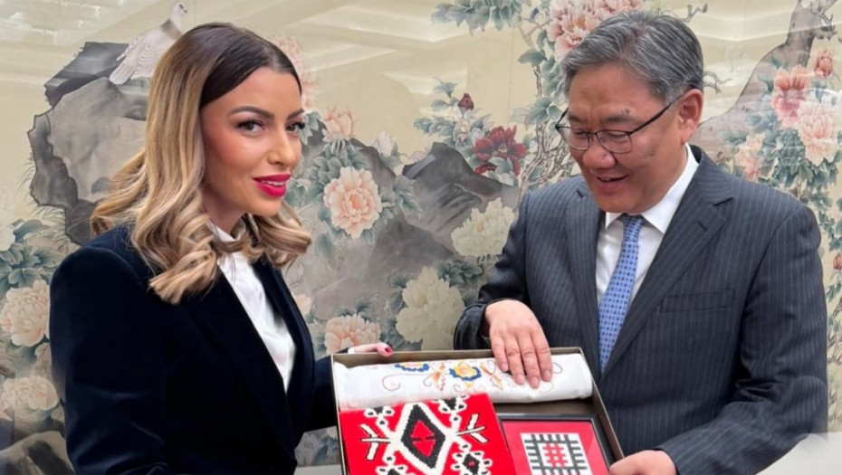 Mesarovićeva sa ministrom trgovine Narodne Republike Kine o jačanju ekonomske i trgovinske saradnje