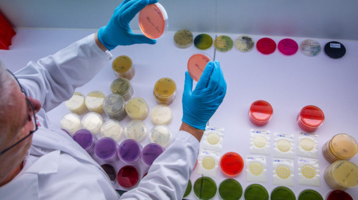 Aptamil AR1 povučen u Hrvatskoj: Tehnolog Srđan Đuričić objašnjava koliko je Bacillus cereus opasan za bebe