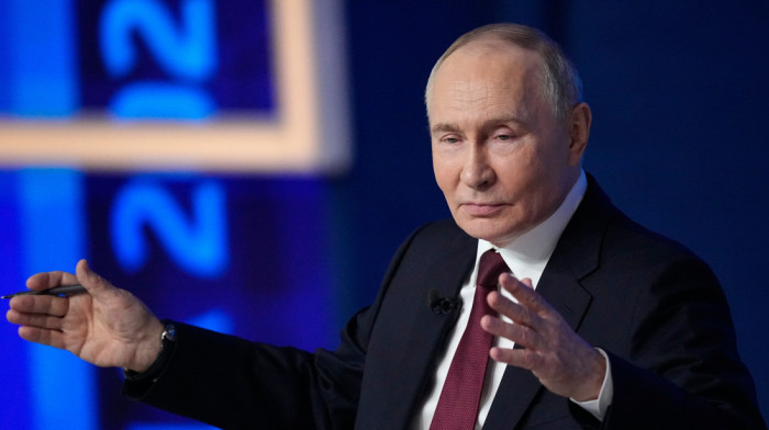 Putin prvi put o NIS-u: Znamo šta se događa, nadam se zajedničkom rešenju