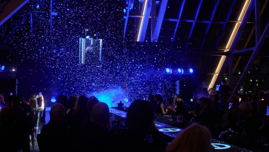 Beograd  zasijao u znaku BLING-a: Brojne zvezde na glamuroznom lansiranju novog parfema brenda ARMAF