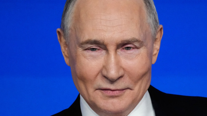 Putin: Zaljubljen sam, verujem u ljubav na prvi pogled