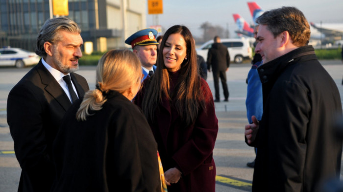 Tamara Vučić ispratila predsednika Gruzije i prvu damu na aerodromu "Nikola Tesla"