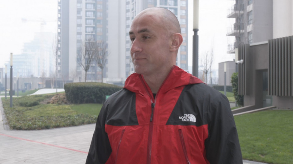 Srcem preko vrhova, pustinja i leda: Marko Nikolić u humanitarnoj misiji "Srcem za tri života"