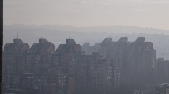 U Beogradu smanjena vidljivost zbog magle, i večeras zagađen vazduh širom Srbije