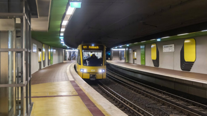 Železnički saobraćaj u Štutgartu nastavljen nakon evakuacije zbog sumnjivog prtljaga