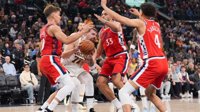 Skroman doprinos Bogdanovića u pobedi Klipersa: Toronto nastavio lošu seriju kod kuće