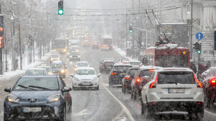 Stiže zimski talas iz Sibira: Hladno, sneg i jak vetar širom Srbije, RHMZ izdao upozorenje
