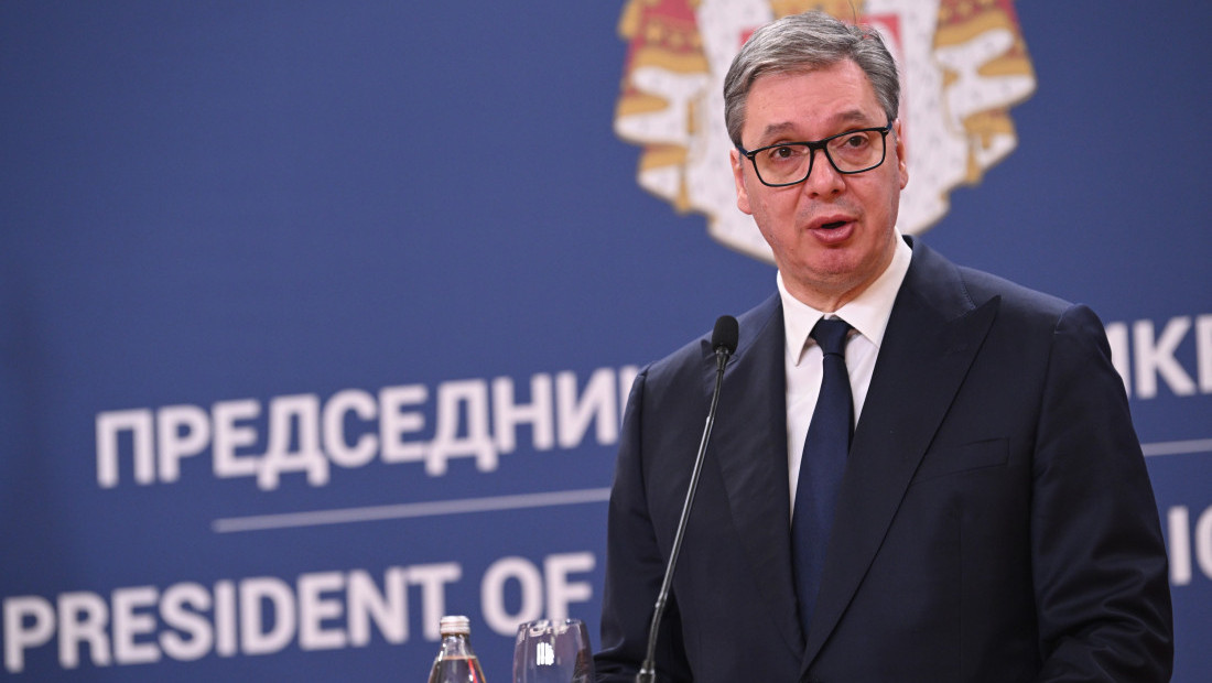 Vučić: Skup u Novom Pazaru izrazito malobrojan i besmislen