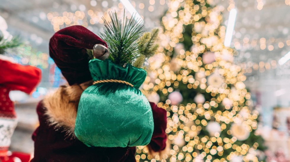 Praznična magija za najmlađe: Humanitarna akcija "I ti si Deda Mraz" je u toku, evo kako možete pomoći