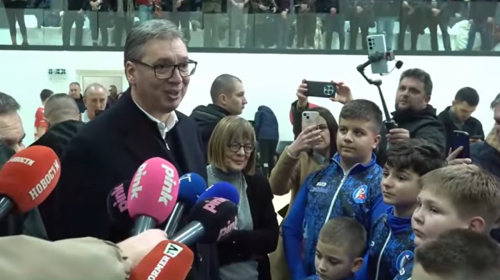 Vučić: Penzioneri dobijaju prve uvećane penzije 4. i 5. januara, nastaviće rast i u 2026. godini