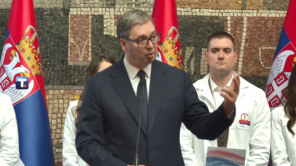 Vučić poručio mldim lekarima: Dobili smo novu energiju, nove ljude sa kojima ćemo zajednički da menjamo stvari na bolje