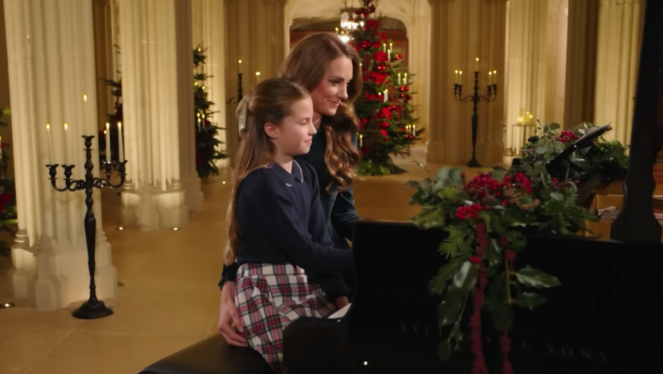 Princeza Kejt sa ćerkom izvela klavirsku kompoziciju povodom Božićne službe (VIDEO)