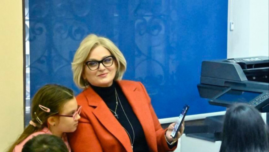 Tabaković otvorila "Mali muzej novca" u zgradi NBS u Kralja Petra