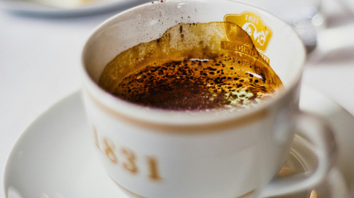 U restoranu u Sarajevu poslužen najveći kapućino sa jestivim zlatom