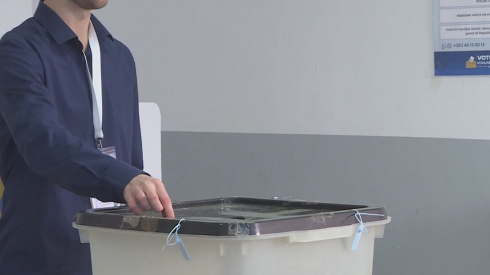 Komesarijat za izbeglice pozvao interno raseljene da glasaju na vanrednim izborima na KiM: Kako teče procedura?