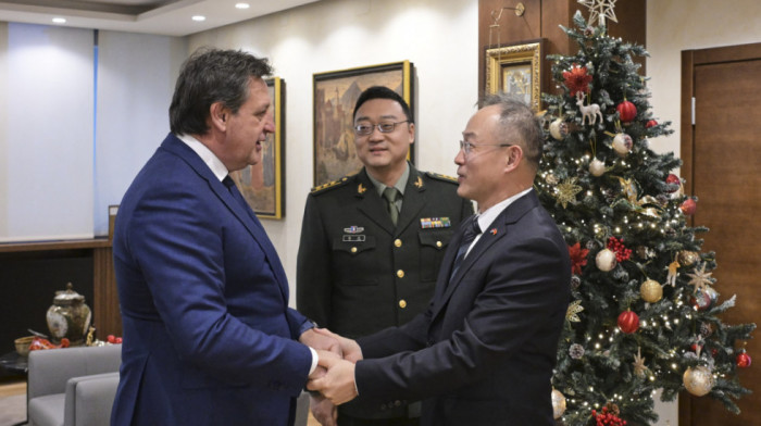 Ministar Gašić sa ambasadorom Kine Li Mingom o saradnji dve zemlje