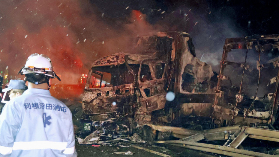 Sudar više od 50 vozila u Tokiju: Dve osobe poginule, 26 povređeno (FOTO)