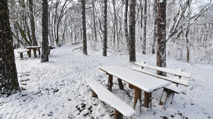 U BEOGRADU VEJE SNEG Upozorenje izdao i RHMZ, a stiže nam i ledena kiša