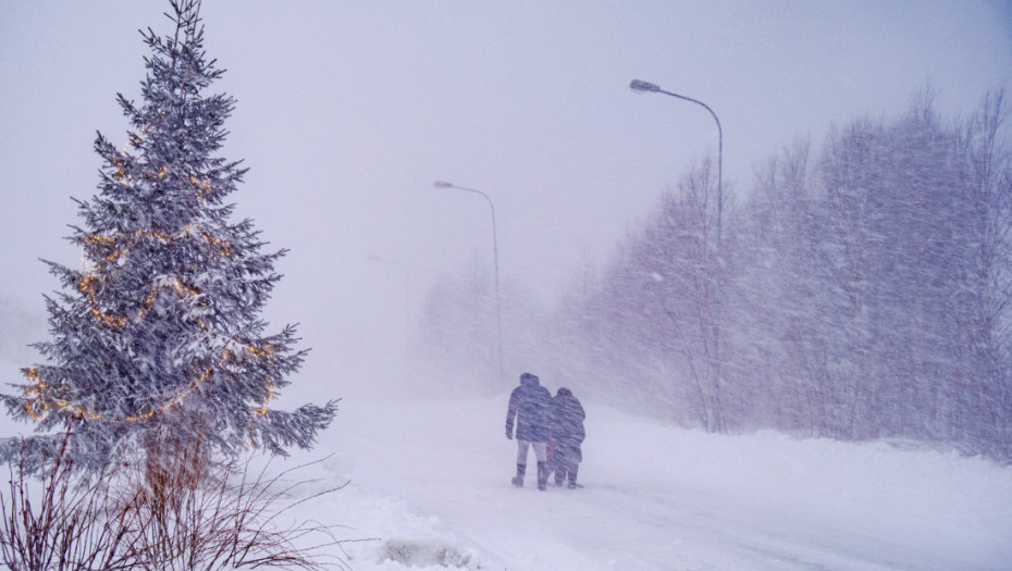 Oluja Johanes pogodila Švedsku, više od 40.000 domaćinstava bez struje