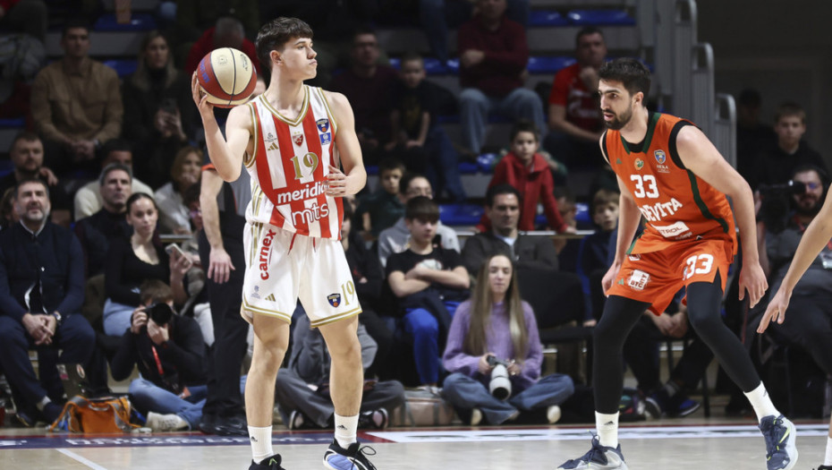 Simjanovski protiv Cedevite postao najmlađi debitant Crvene zvezde