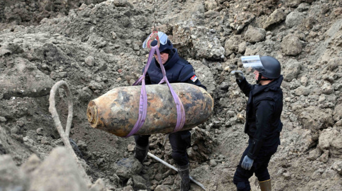 Avio-bomba iz Beograda uspešno transportovana na Pasuljanske livade