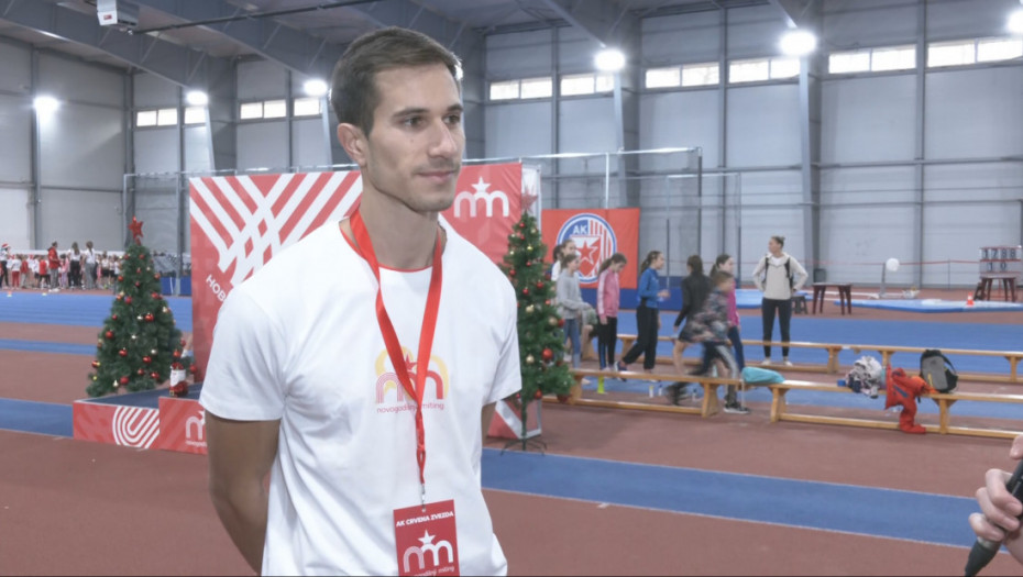 Tradicionalni novogodišnji miting AK Crvena zvezda: Praznik atletike na Banjici uz paketiće za decu i sećanje na legende