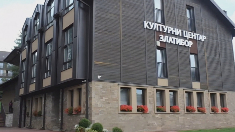 Kulturni centar Zlatibor nezaobilazan na najposećenijoj planini: Pozorište, radionice i festivali tokom cele godine