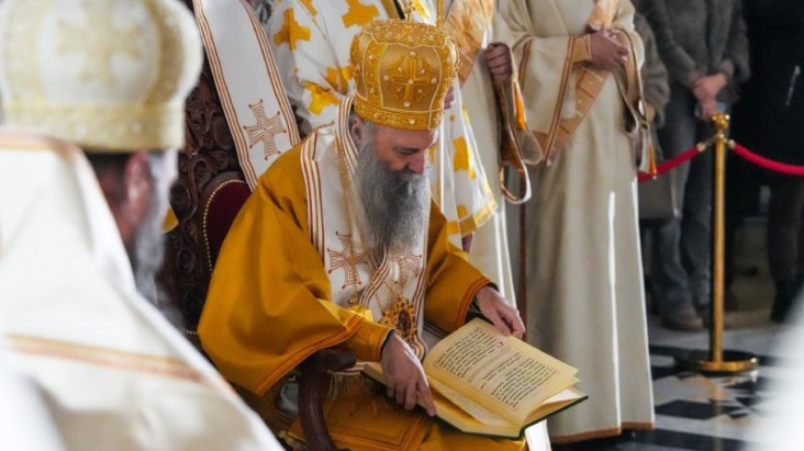 Patrijarh Porfirije svima poželeo da predstojeću godinu provedu u miru i ljubavi