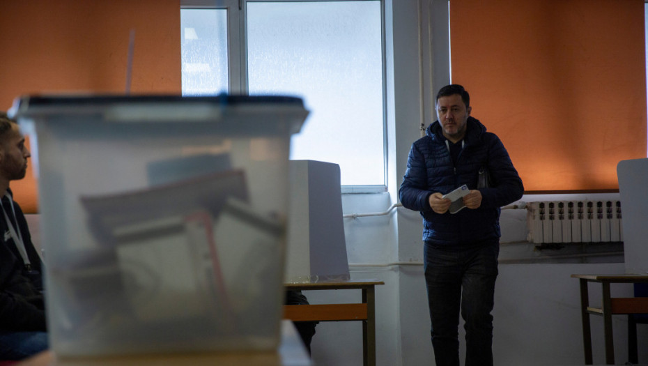 Nikolić: Održavanje novih izbora na KiM pokazuje kolaps privremenih institucija