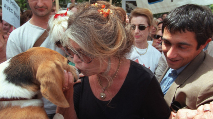 "Bilo bi bolje da sam rodila malog psa": Kontroverzni stavovi Brižit Bardo koji su obeležili imidž francuske ikone