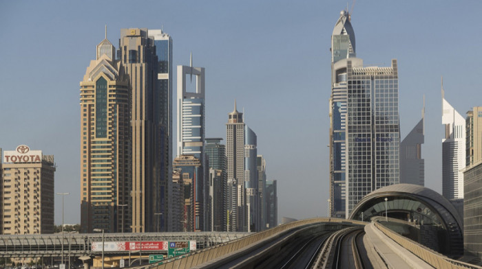 Ambasada Srbije u Ujedinjenim Arapskim Emiratima objavila važno saopštenje: Ne delite lične podatke putem telefona