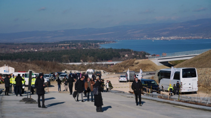 Vučić obilazi radove na delu Dunavskog koridora kod Golupca