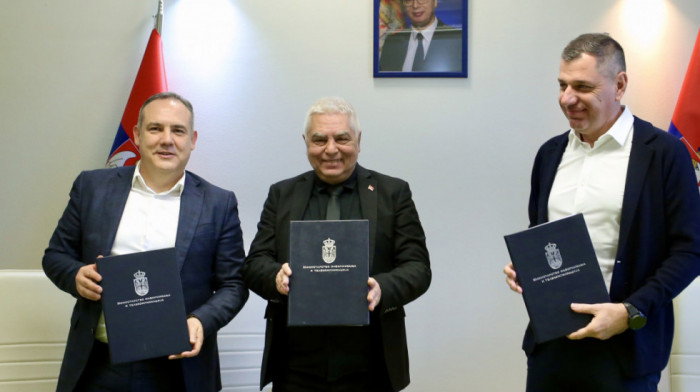 Potpisani ugovori o povezivanju lokalne mreže sa glavnim internet provajderima