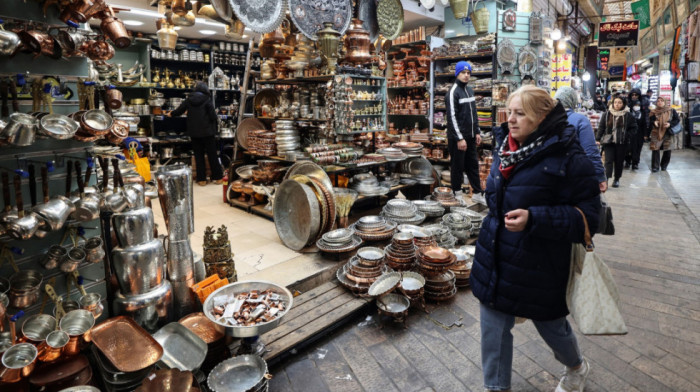 U Teheranu izbili protesti zbog pada lokalne valute