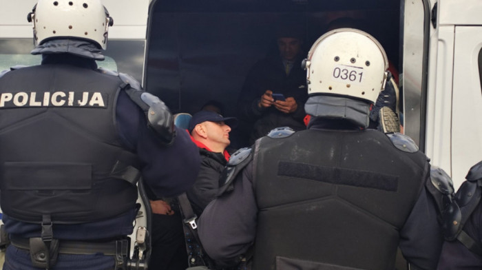 Knežević dao nadležnima rok da povuku policiju iz Botuna do sutra u podne: "Inače mi krećemo da oslobodimo selo"