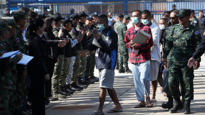 Tajland oslobodio 18 kambodžanskih vojnika prema novom sporazumu o prekidu vatre