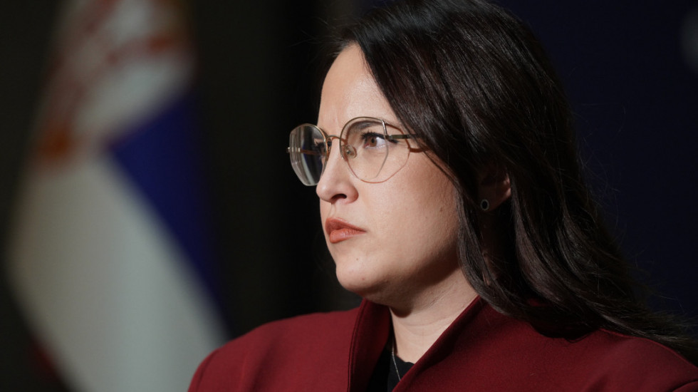 Pavkov potpisala ugovore vredne 350 miliona dinara za zamenu kotlova u javnim ustanovama