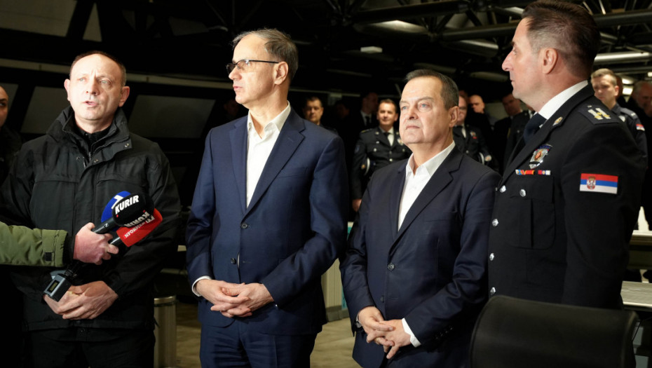 Macut i Dačić obišli komandno-operativni centar Policijske uprave za Grad Beograd (FOTO)