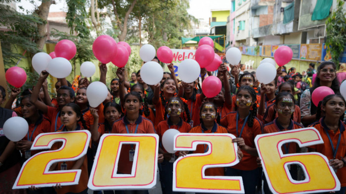 Nova 2026. dočekana u veseloj atmosferi i bez incidenata u regionu i širom sveta (FOTO/VIDEO)