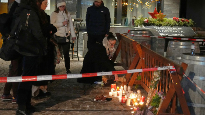 Državni savetnik Valea: 80 do 100 povređenih u požaru su u kritičnom stanju