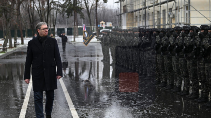 Predsednik Vučić obišao završne radove na novom objektu za pripadnike "Kobri"