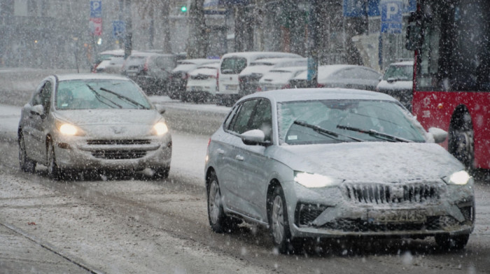 Putevi Srbije apeluju na oprez u saobraćaju zbog najavljenog snega i ledene kiše