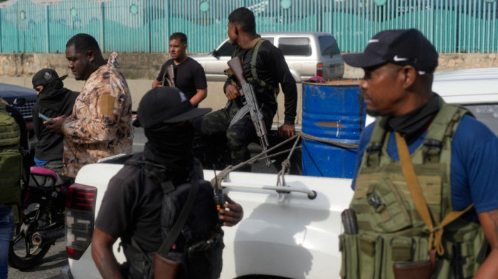 Oko 90 venecuelanskih vojnika povređeno u američkim napadima prema podacima nevladine organizacije