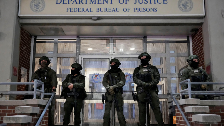 Prvi snimci predsednika Venecuele po dolasku u pritvor u Bruklinu (VIDEO)