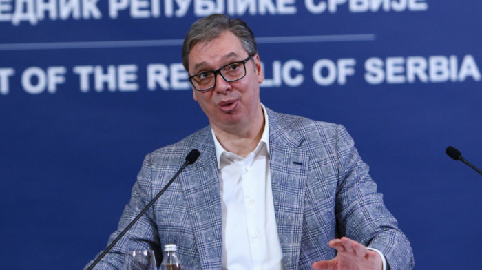 Vučić: Srbija jedina koja tokom padanja snega kreće sa čišćenjem ulica prvog prioriteta