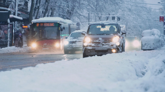 Šta je ledena kiša i zašto je opasna: Srbija pod crvenim meteo-alarmom narednih 48 sati