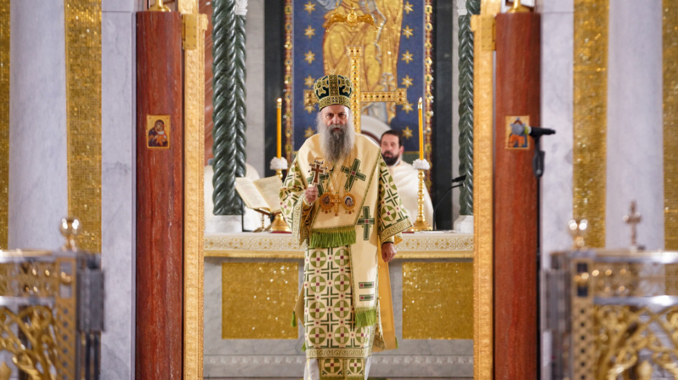 U Hramu Svetog Save počela božićna liturgija koju služi patrijarh srpski Porfirije