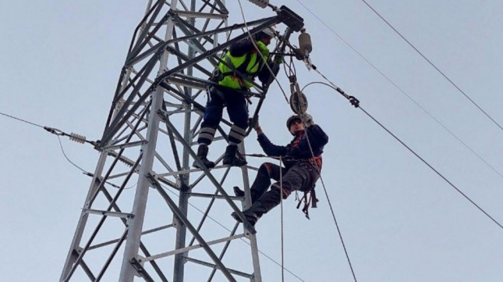 Stiže struja u Mačvu i Podrinje: Do kraja dana popravke na mreži u okolini Loznice i Valjeva
